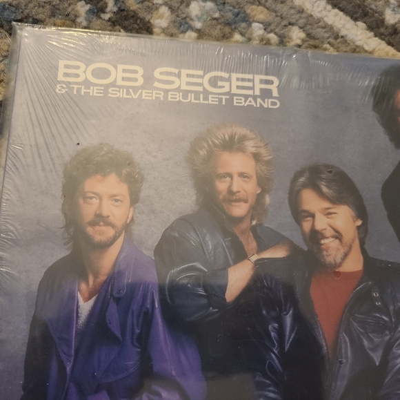 Bob Seger and the Silver Bullet Band Like A Rock. Vintage vinyl album. Pristine - Picture 7 of 11